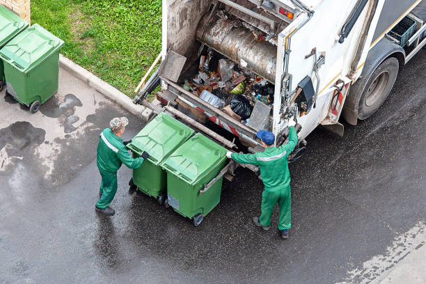 Best Yard Waste Removal  in Bratenahl, OH